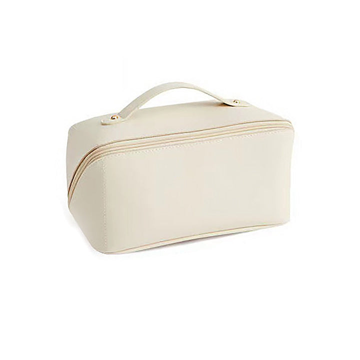 Portable leather travel cosmetic bag | Stornfield