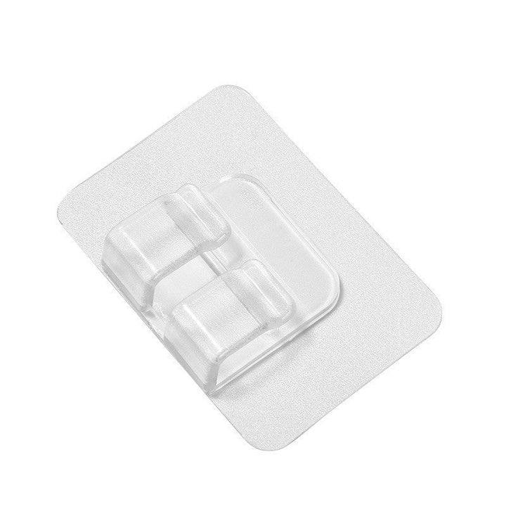 Versatile car mat fastening hooks | Stornfield