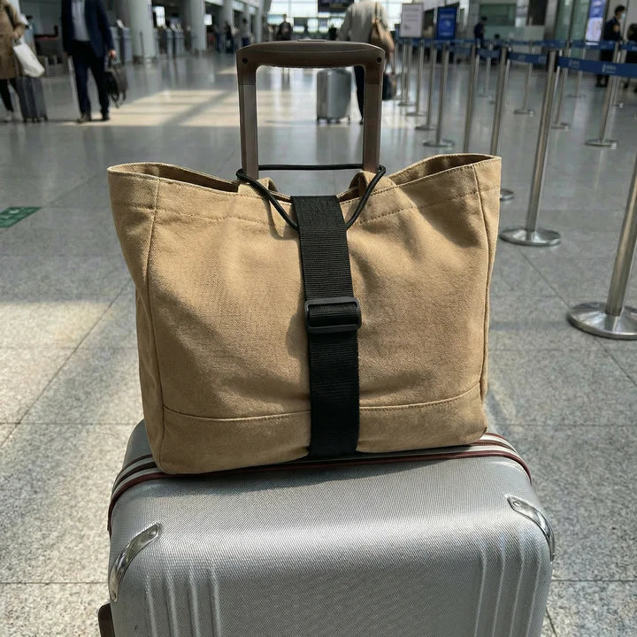 Luggage strap with click closure - hands free | Stornfield