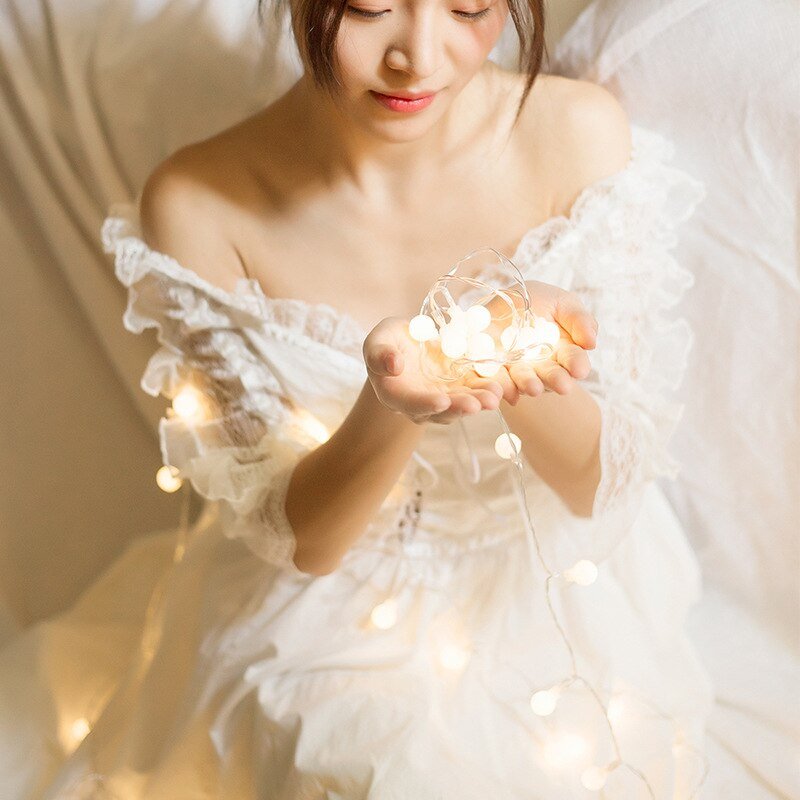 Stornfield | USB Ball Bulb String Lights / Battery Operated