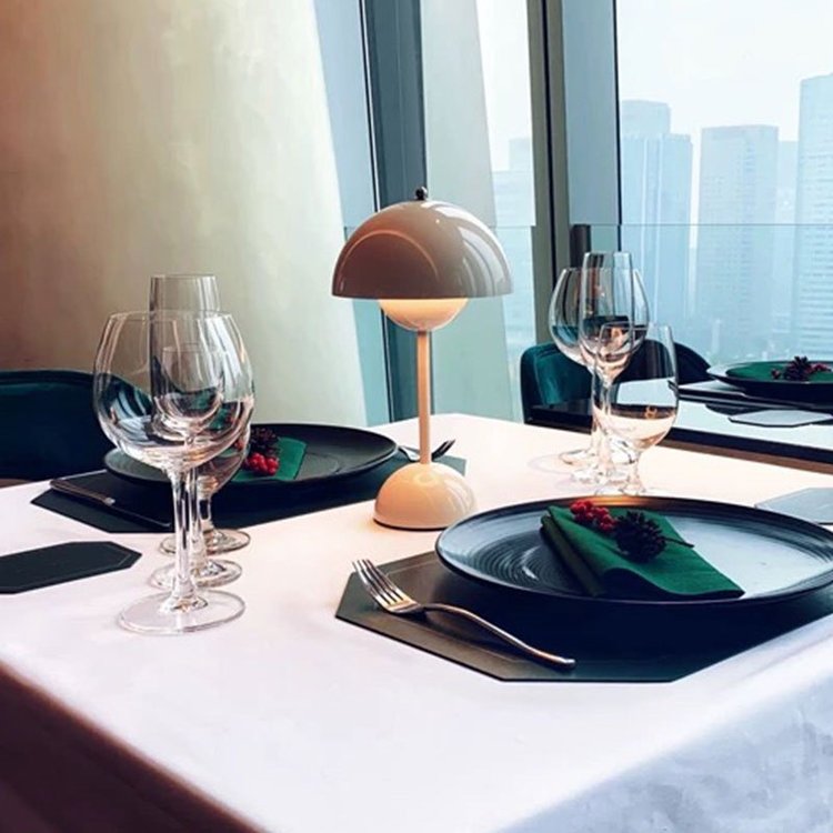 Stornfield | Modern Mushroom Table Lamp