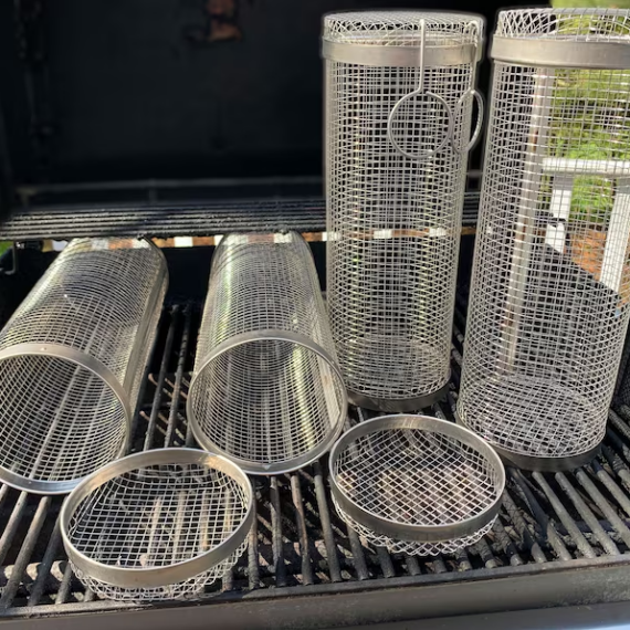 Barbecue stainless steel wire mesh cylinder | Stornfield
