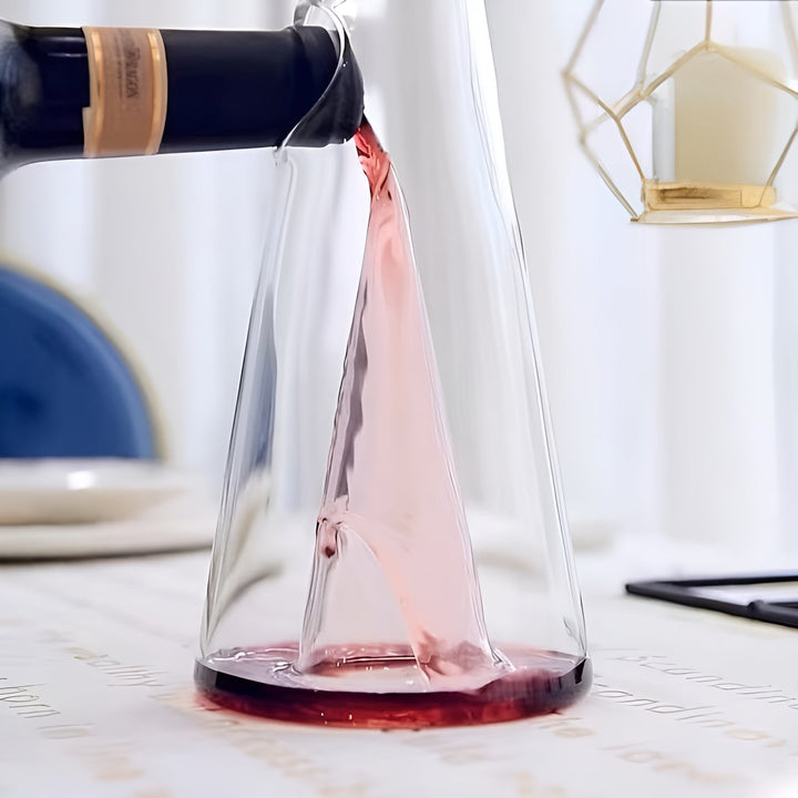 Red Wine Decanter made of Glass – Stylish Aeration with Waterfall Pouring | Includes Cooling Container | Stornfield