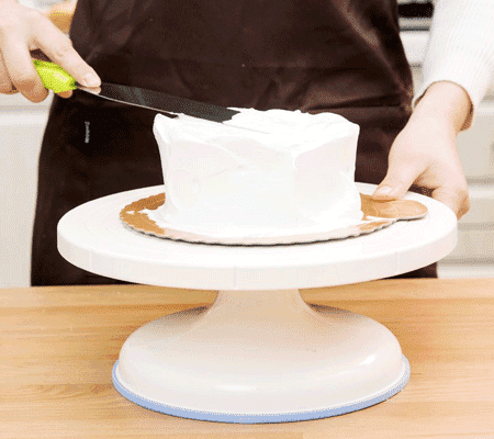 Cake Turning Table | Stornfield