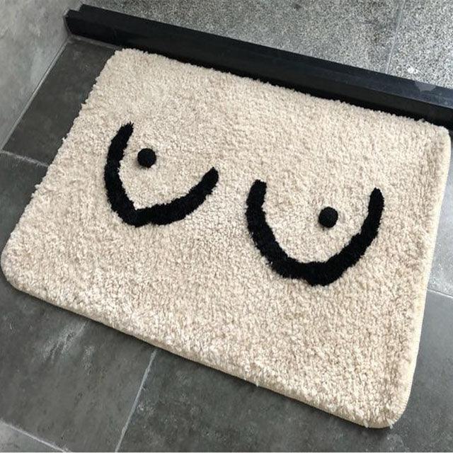 Stornfield | Tapis de bain avec des seins