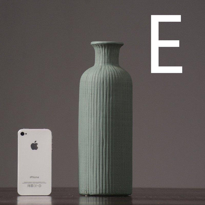 Stornfield | Ceramic vase beige brown grey flowers | Home decor item