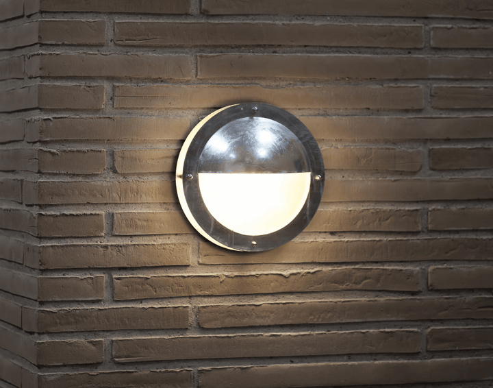 MalteGlow Lamp – Round Integrated LED Outdoor Lighting | Stornfield