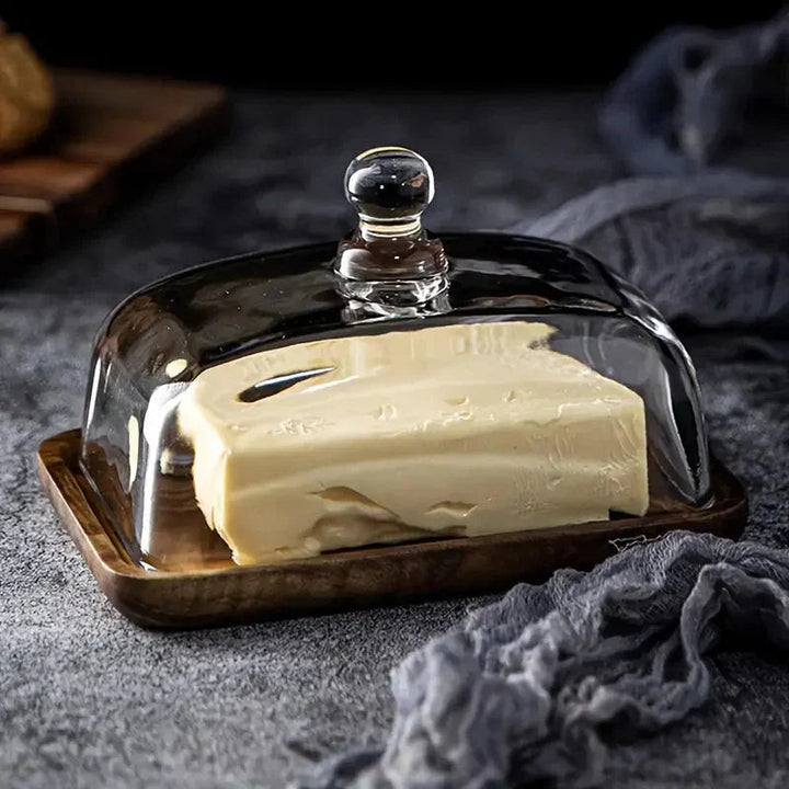 ButterVault Butter dish with glass lid and wooden base | Stornfield