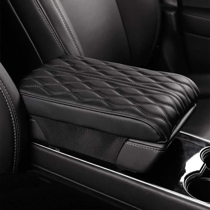 Stornfield | Armrest cushion in leather (Universal style)