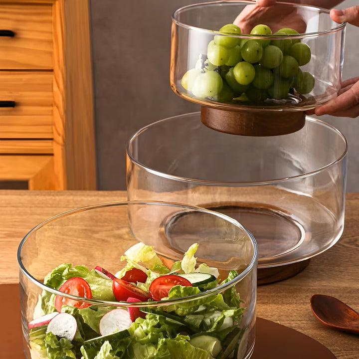 Glass bowl with wooden base – Elegant and decorative | Perfect for fruit, snacks, and salads in the kitchen | Stornfield