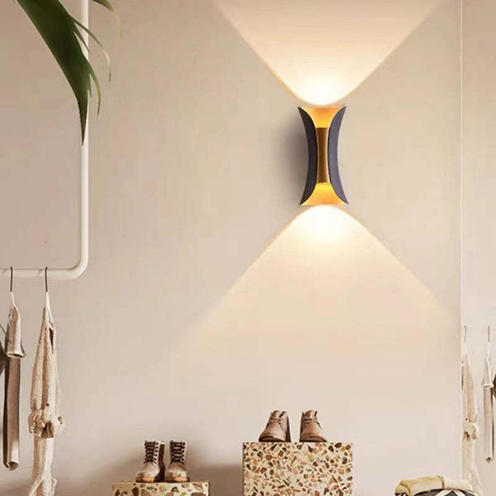 Stylish LED Wall Lamp for Outdoor - Modern and Waterproof | Stornfield