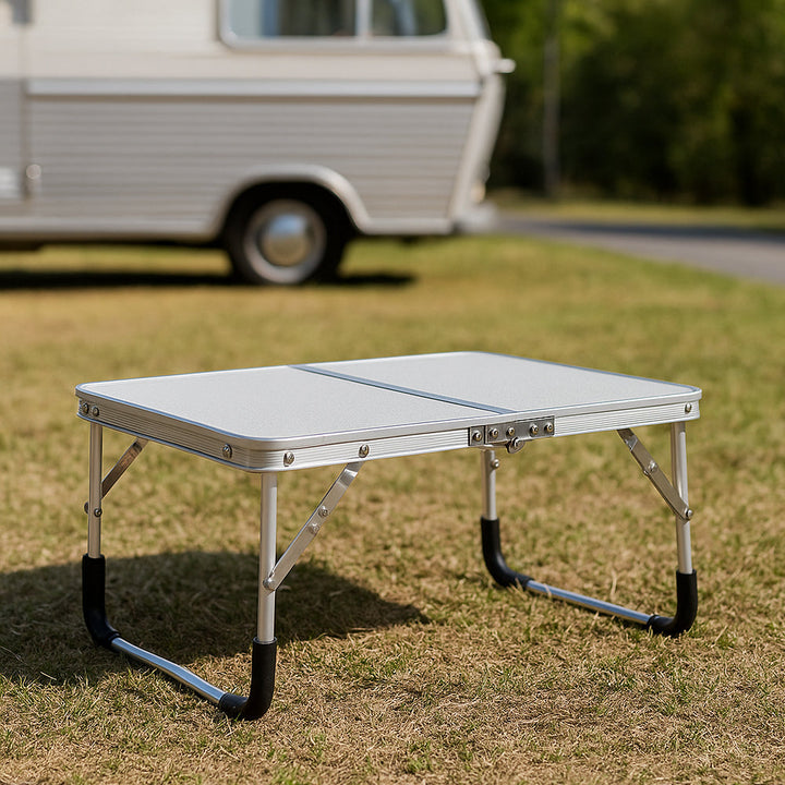 Foldable lightweight camping table made of aluminum | Stornfield