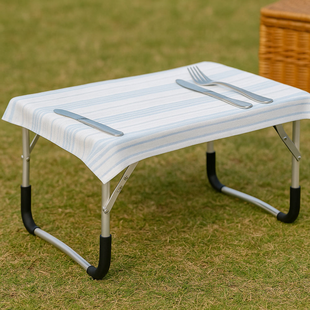 Foldable lightweight camping table made of aluminum | Stornfield
