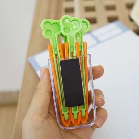 5PCS Food Sealing Clip Carrot Shape Stornfield
