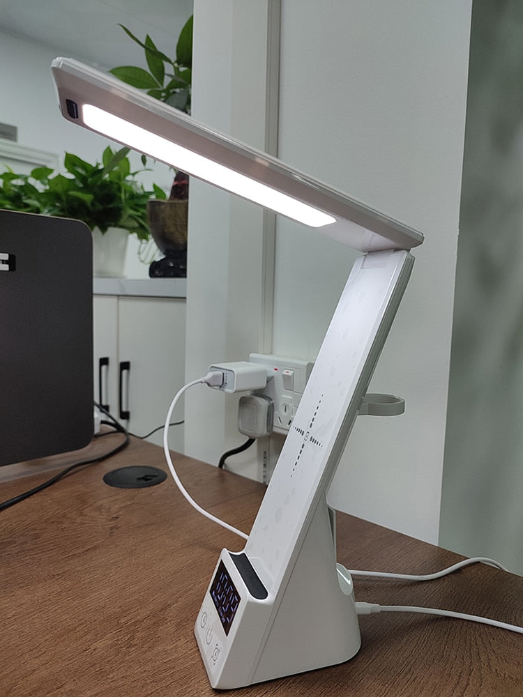 Stornfield | Desk lamp with wireless charger