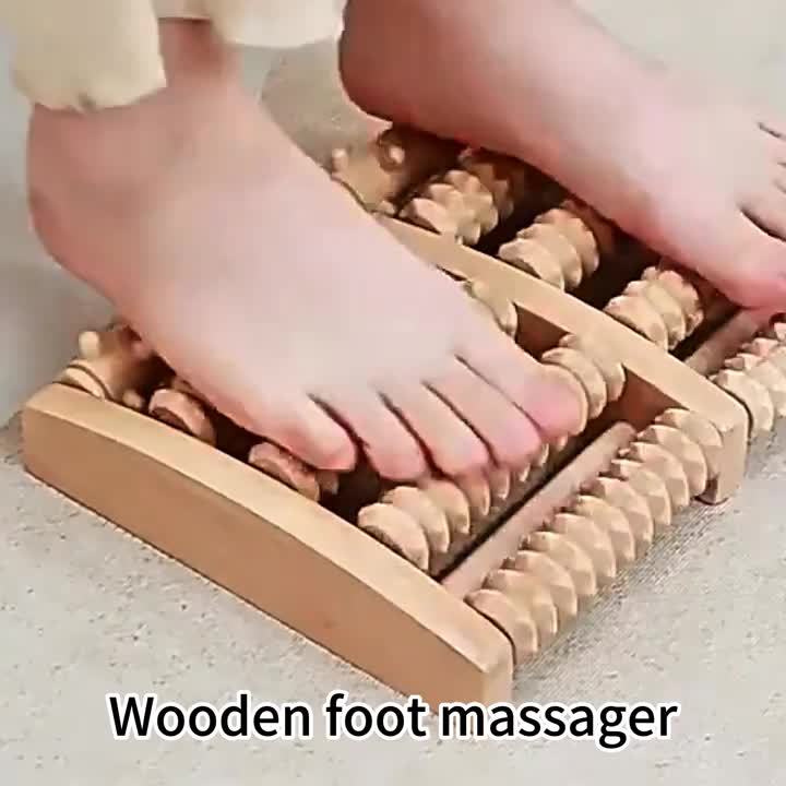 Wooden Foot Roller – Reduce Tension and Stimulate Blood Circulation | Stornfield