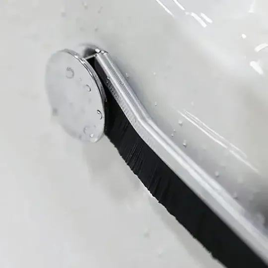 Hard-Bristled Crevice Cleaning Brush Stornfield
