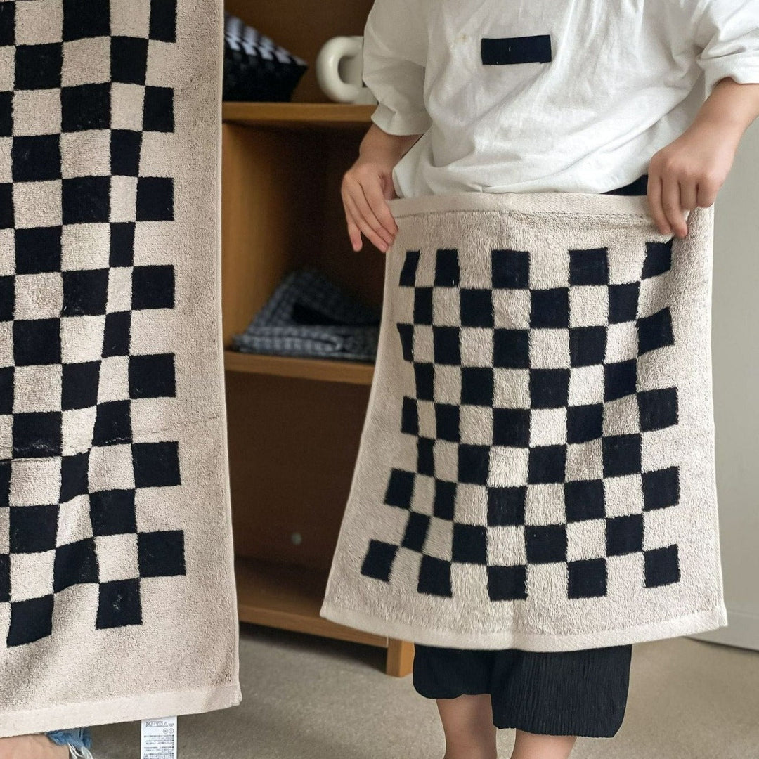 Stornfield | Checkerboard Plus Towel Collection