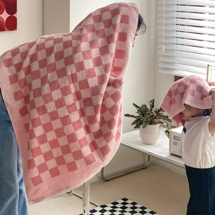 Stornfield | Checkerboard Plus Towel Collection
