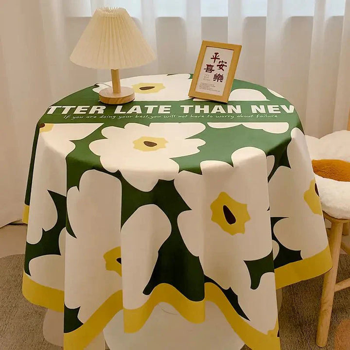 Stornfield | Round Gingham Cotton Tablecloth