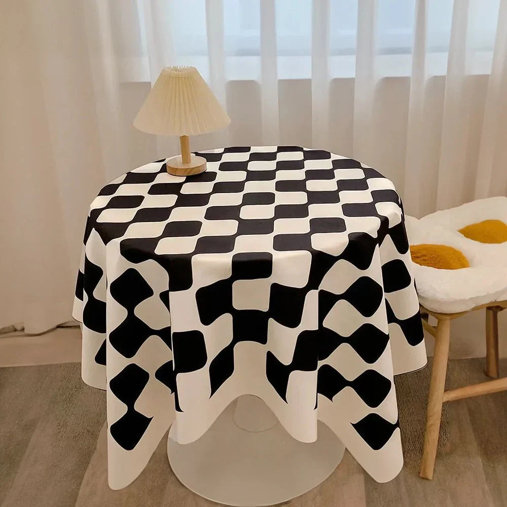 Stornfield | Round Gingham Cotton Tablecloth