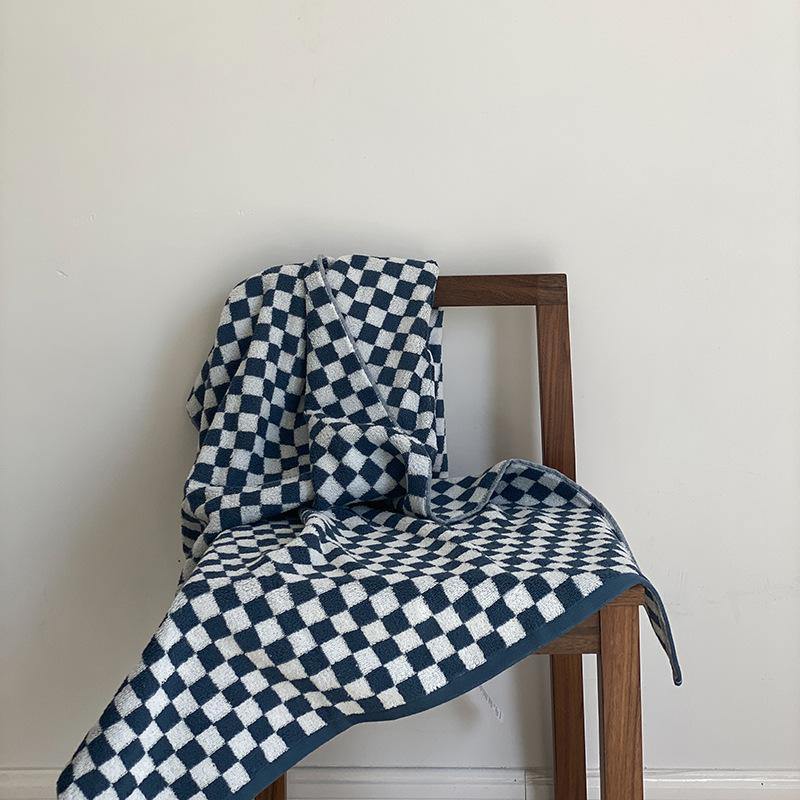 Stornfield | Classic Check Towel Collection