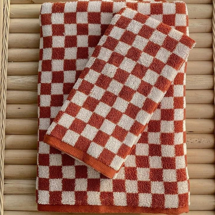 Stornfield | Classic Check Towel Collection