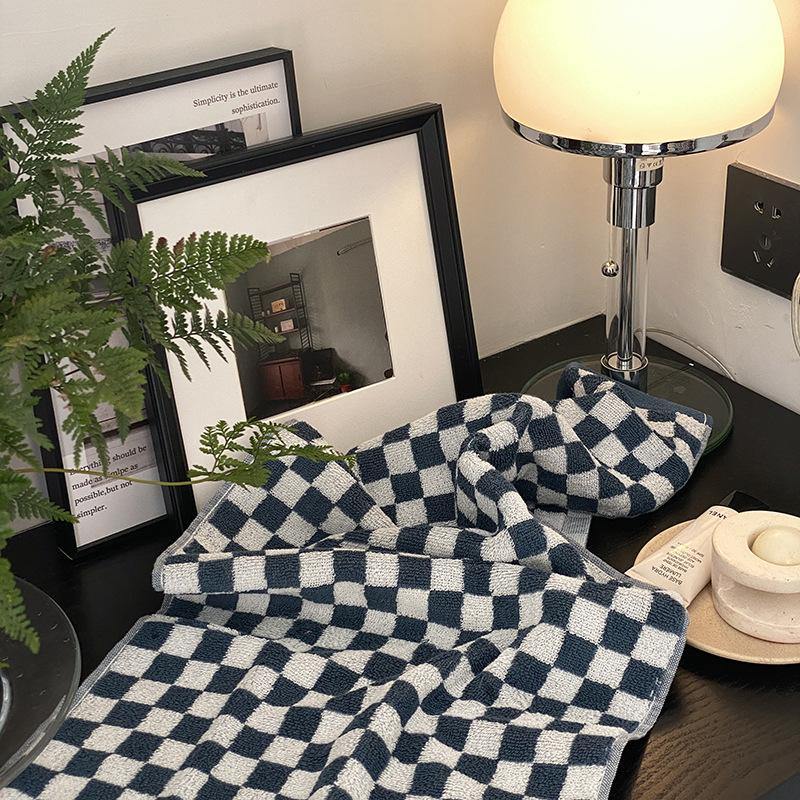 Stornfield | Classic Check Towel Collection
