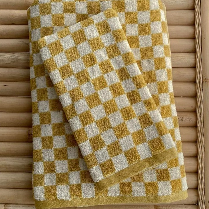 Stornfield | Classic Check Towel Collection