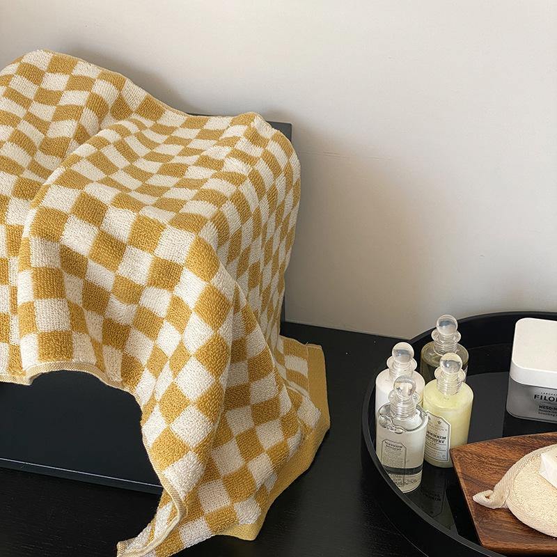 Stornfield | Classic Check Towel Collection