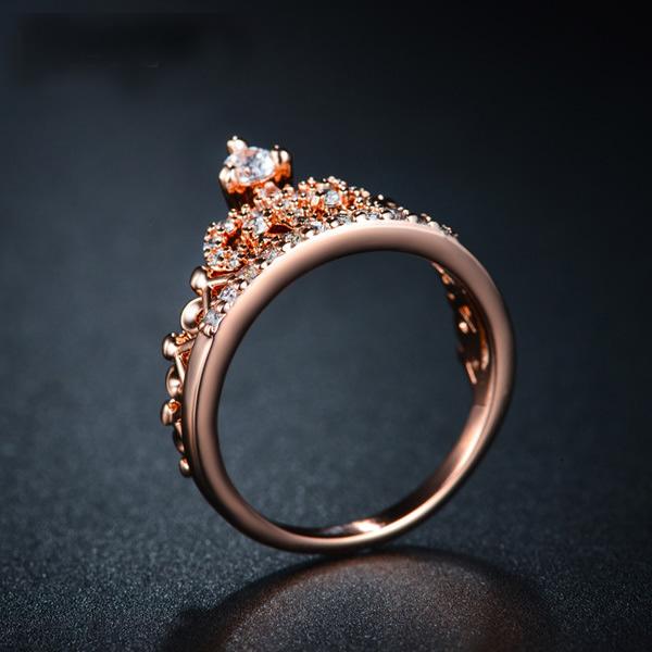 Rose Gold Round Ring | Stornfield