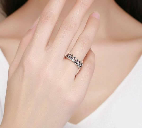 Rose Crowned Heart Sterling Silver Ring | Stornfield