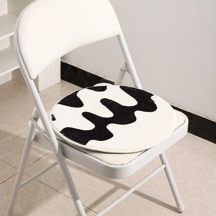 Stornfield | Curved Check Mini Tufted Rug