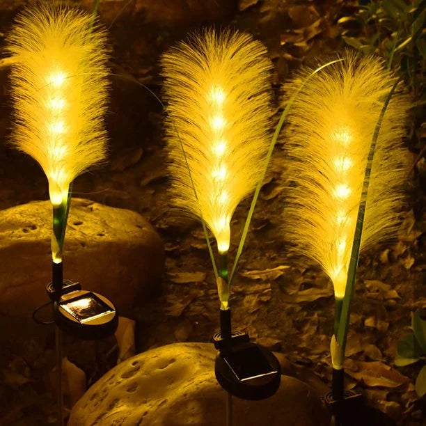 Solar-powered LED garden torch – Decorative outdoor light for pathways and gardens | Stornfield