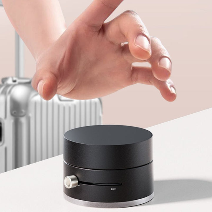 Vacuum suction cup magnetic holder | Stornfield