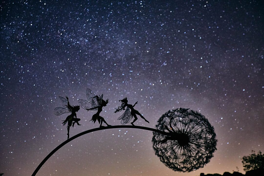 Stornfield | Perfect Wonderland Garden Decoration -The Naughty Spirits Are Dancing