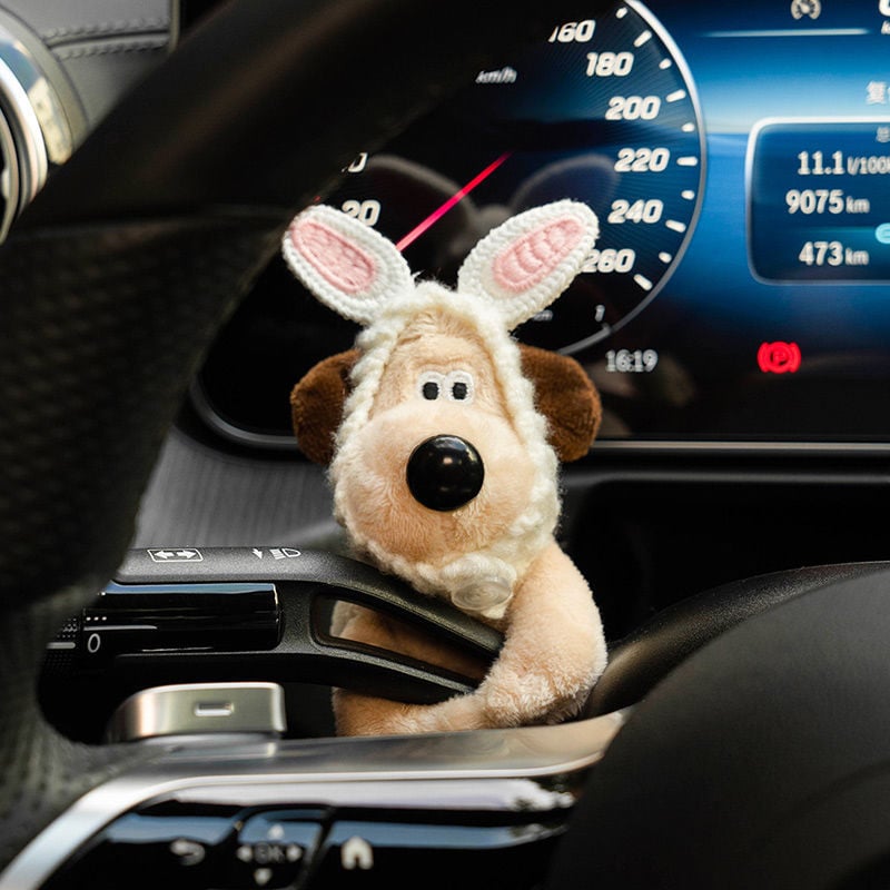 Stornfield Dog Car Decoration
