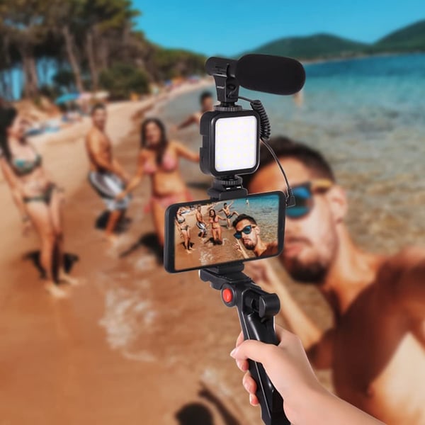 Stornfield | Ensemble de microphone vidéo professionnel avec trépied et lumière vidéo LED