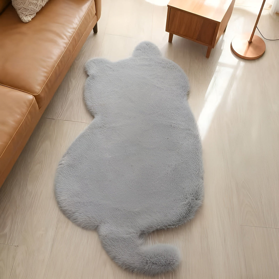 Smaller rug in cat shape – Soft and cozy | Perfect for sofa, shelf or dresser | Stornfield