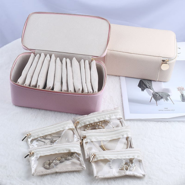 Jewelry box with 12 zipper compartments | Stornfield