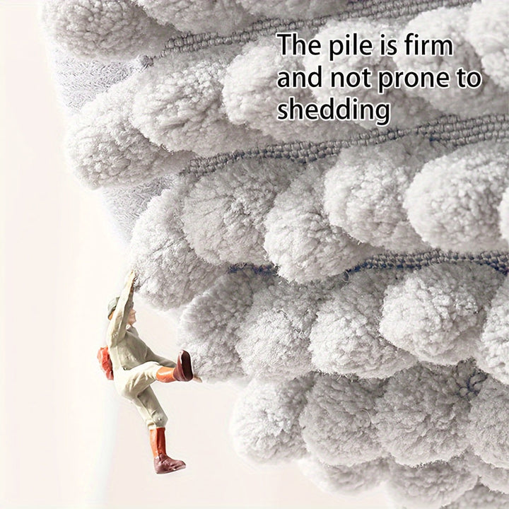 Round LuxeChen Bath Mat Ultra-Soft Chenille – Anti-Slip & Quick Dry | Stornfield