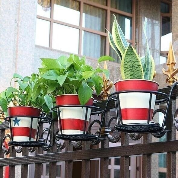 VerdaLift Plant Hanging Shelf — Finally rock-solid support for your balcony dreams | Stornfield