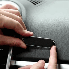 Magnetic Phone Holder | Stornfield