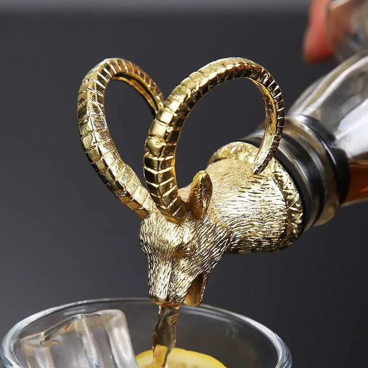 Decorative Wine Pourer Wine Stopper Bar Accessories | Stornfield