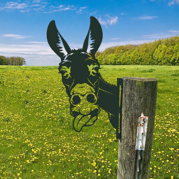 Outdoor Garden Farm Peeping Goat Metal Artwork Indoor Decoration | Stornfield
