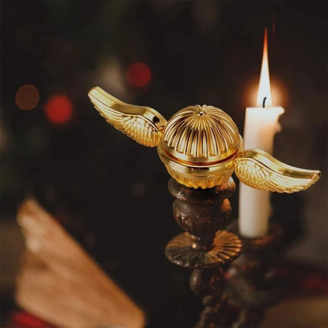 Golden Snitch Spinner - Reduce stress and anxiety - A magical relaxation aid! | Stornfield