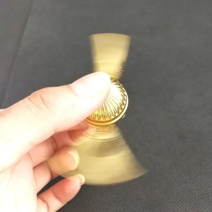 Golden Snitch Spinner - Reduce stress and anxiety - A magical relaxation aid! | Stornfield