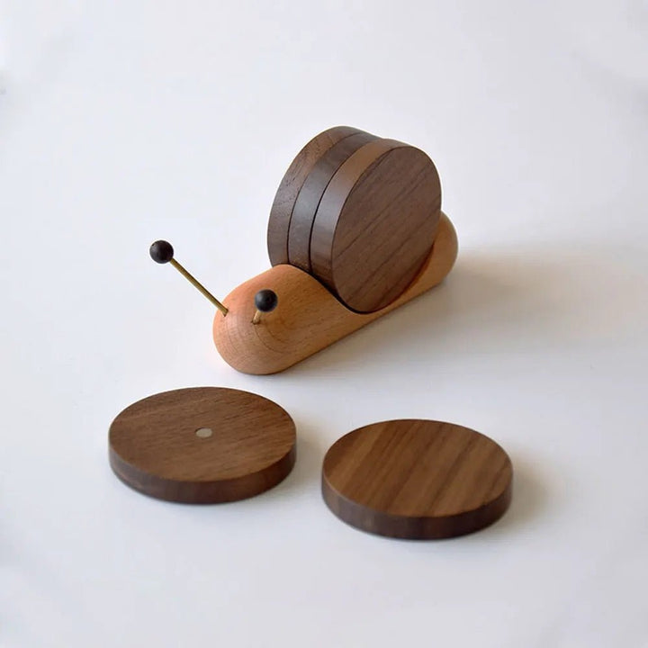 Set of snail coasters - Unique charm - Decorate coffee breaks - Elegant and functional | Stornfield