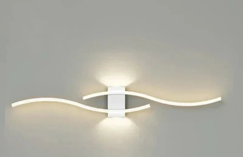 Modern LED Wall Light – Wave-shaped Design, Minimalist Style | Stornfield