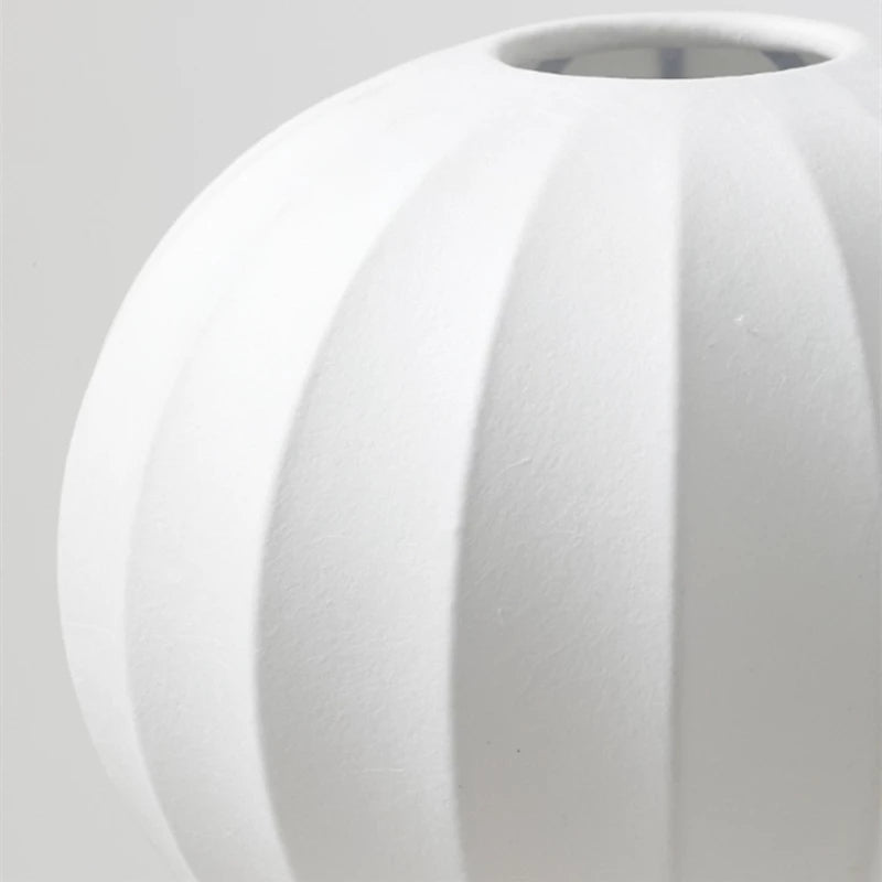 Deko Balloon Table Lamp – Elegant LED Lamp for Living Room and Bedroom | Stornfield